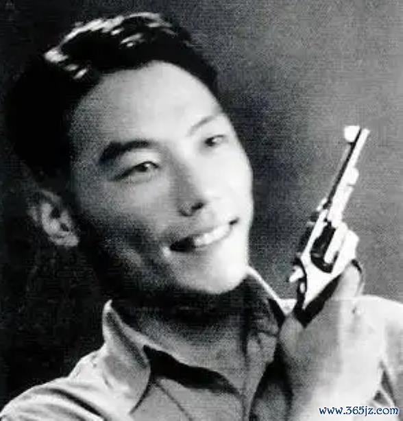 开云体育但却因为发怵蒋介石精雅包袱-开云官网kaiyun皇马赞助商 (中国)官方网站 登录入口